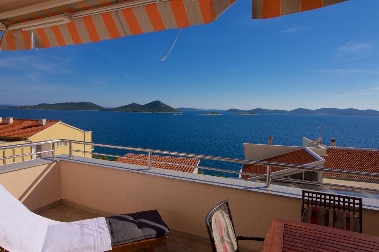 Lea Apartments Drage Szoba fotó
